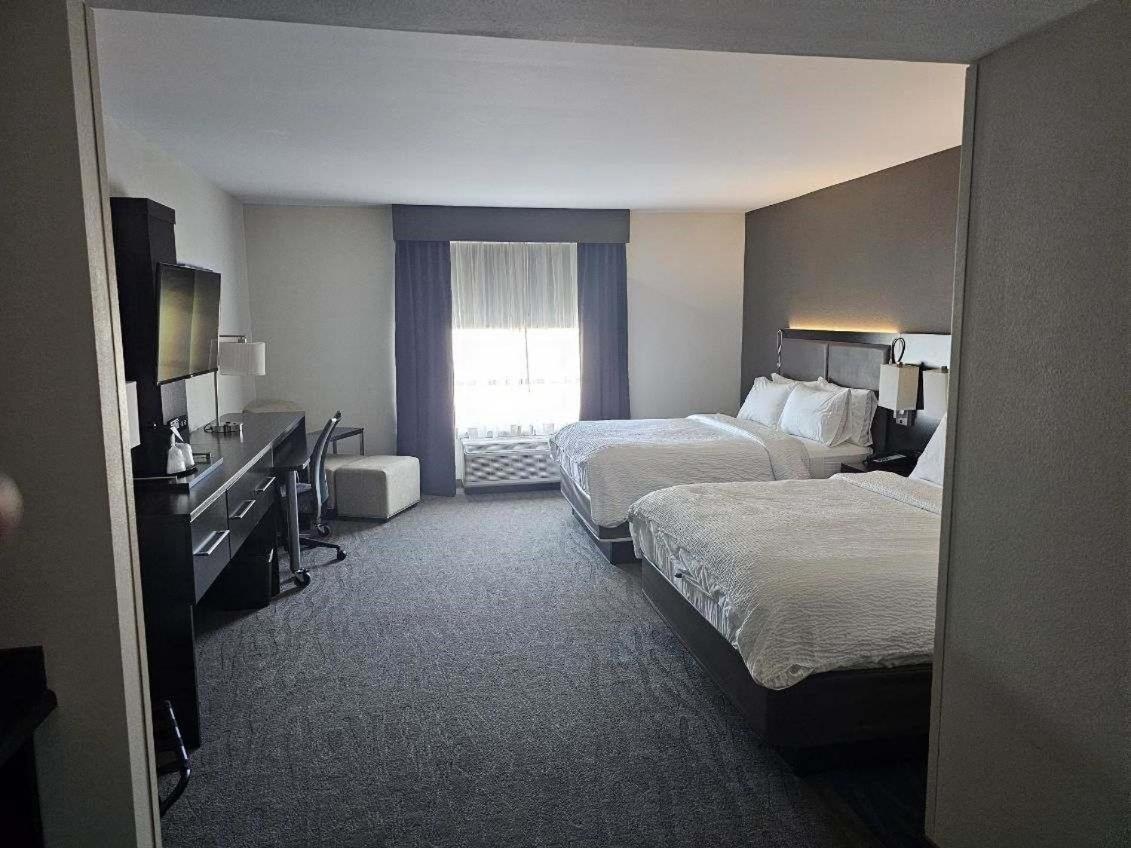 Holiday Riverfront By Ihg 3*